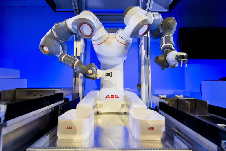 Společnost ABB představila budoucnost spolupráce mezi lidmi a roboty