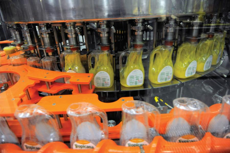 Čtvrtletní zisk výrobce nápojů PepsiCo stoupl téměř o třetinu
