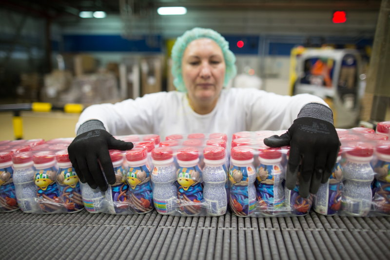 Zisk výrobce jogurtů na světě Danone loni stoupl o 14,6 procenta