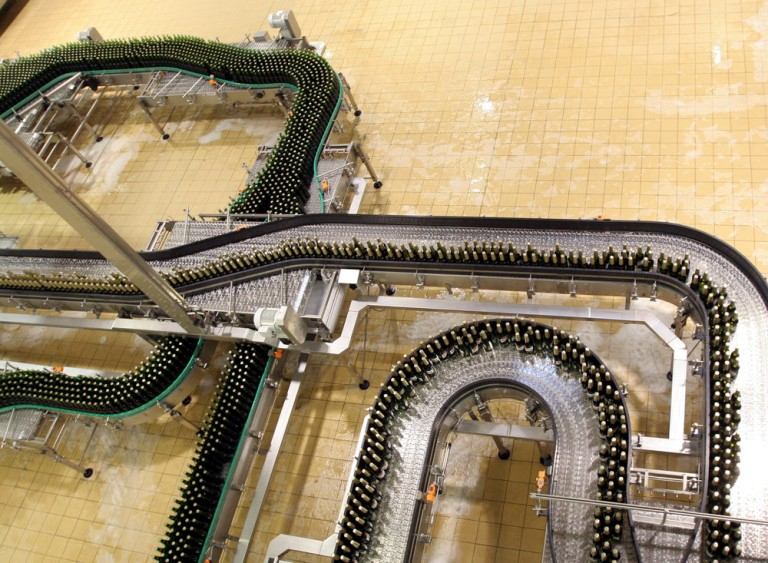 Prazdroj má novou plechovkovou linku na stáčení Pilsneru Urquell za 300 milionů