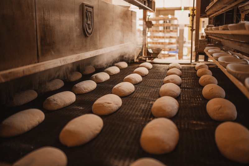 Majitel srnínské pekárny je jihočeským podnikatelem roku, výroba je plně digitalizovaná