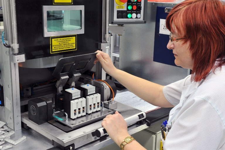 Siemens v Česku dále investuje, nová výrobní hala vyrostla v Turnově