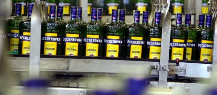 Pernod Ricard prý chce prodat českou likérku Jan Becher