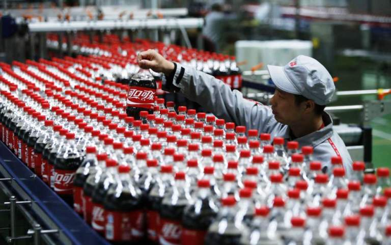 Coca-Cola plánuje investovat v Číně další více než 4 miliardy USD